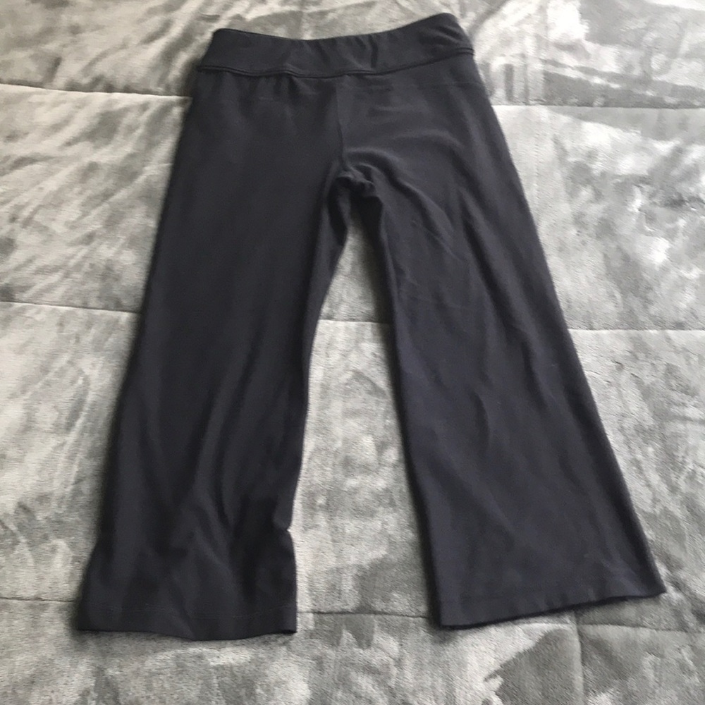 Nike FITory Nike Fit Black Work Out Capri Pants - Picture 6 of 6